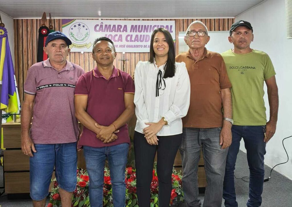 Setor de Contabilidade da Câmara de Joca Claudino presta assessoria a vereadores e demais pessoas acerca da declaração de imposto de renda e serviços contábeis